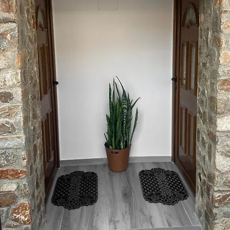 Archontiko Kantilis Díon