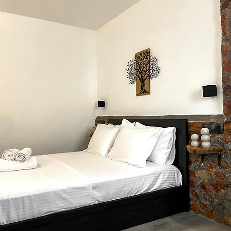 Archontiko Kantilis * Díon