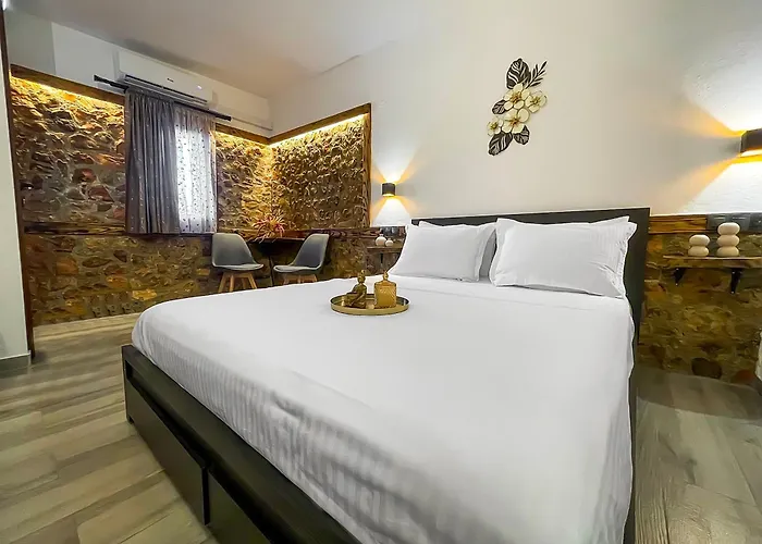 Archontiko Kantilis B&B Díon